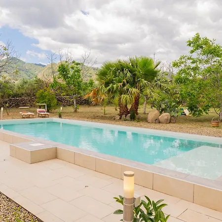 Вилла Sicily Stone With Swimming Pool Graniti