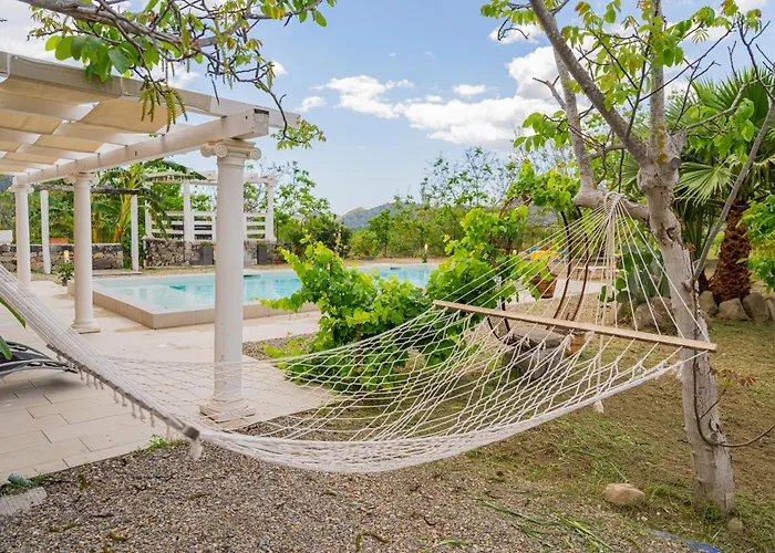 Sicily Stone With Swimming Pool Graniti