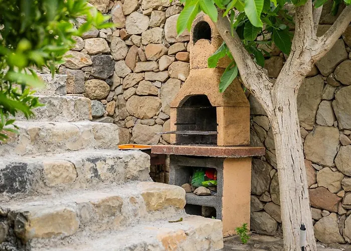 Sicily Stone With Swimming Pool *
