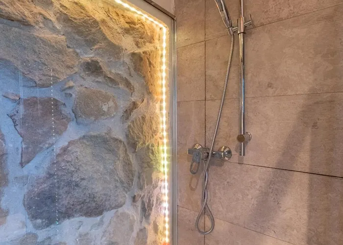 Sicily Stone With Swimming Pool * Graniti