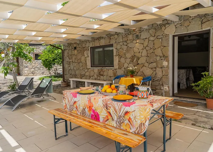 Βίλα Sicily Stone With Swimming Pool