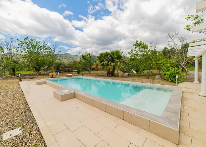Βίλα Sicily Stone With Swimming Pool *